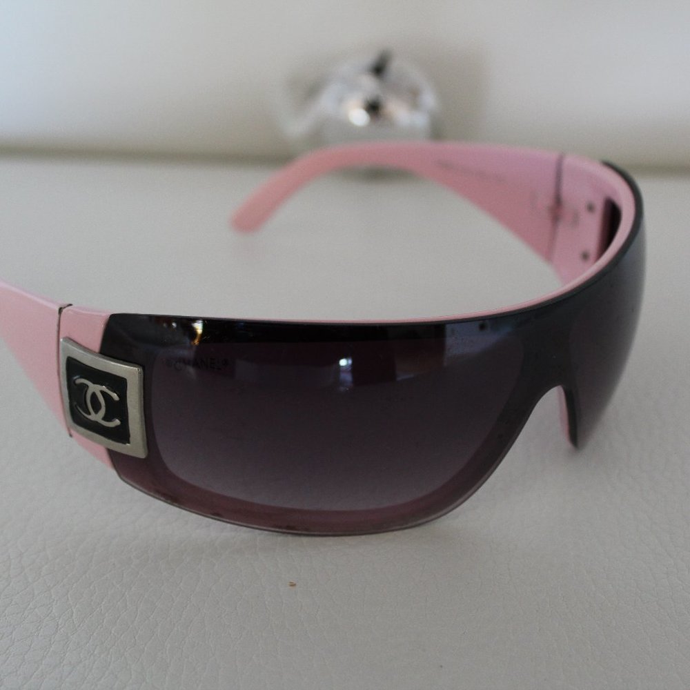 BEUTIFUL PINK SUNGLASSES GLASSES